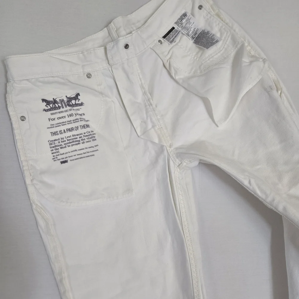 Levi's Crisp White Jeans